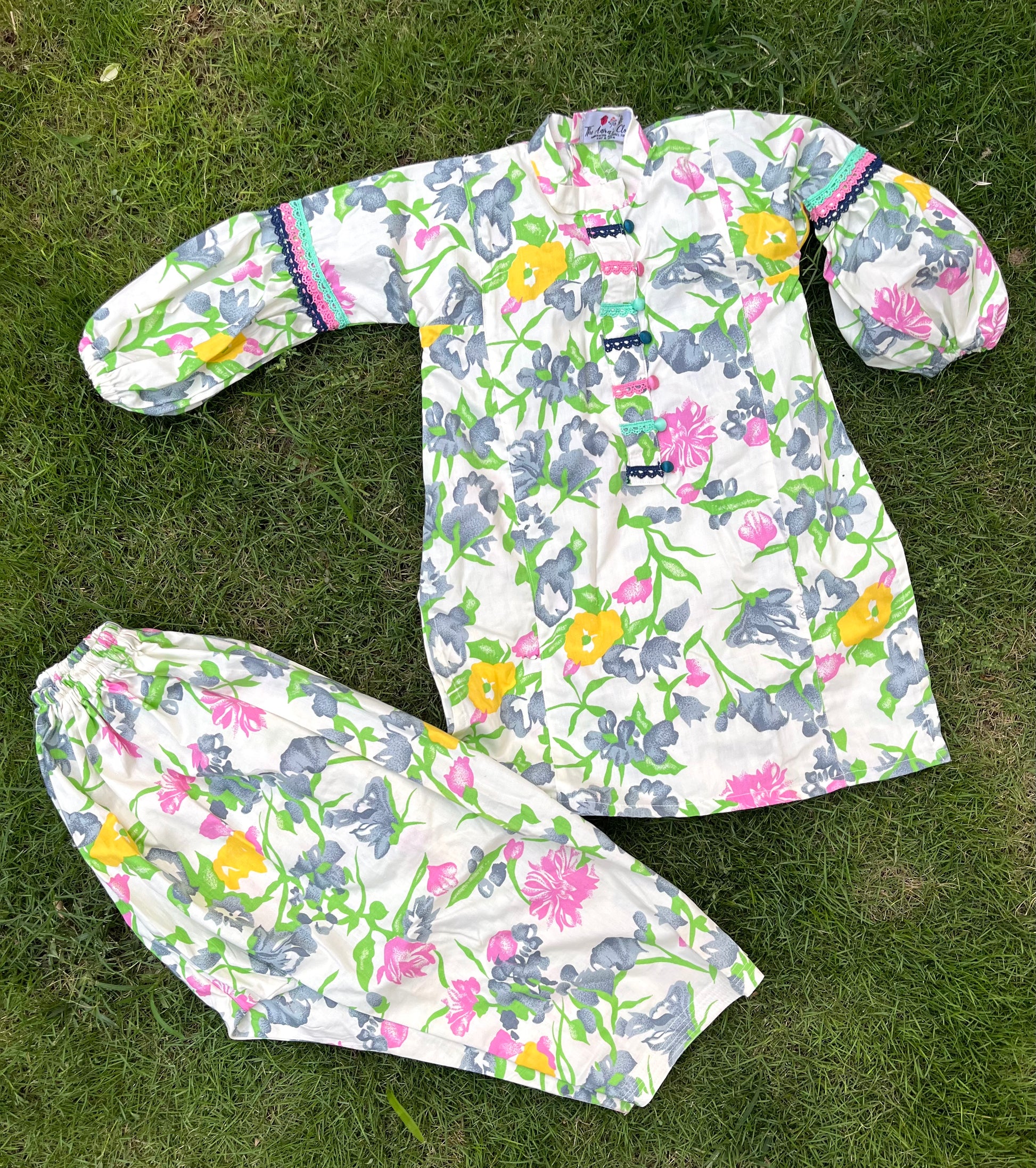 Spring bloom - The Aaira's Closet