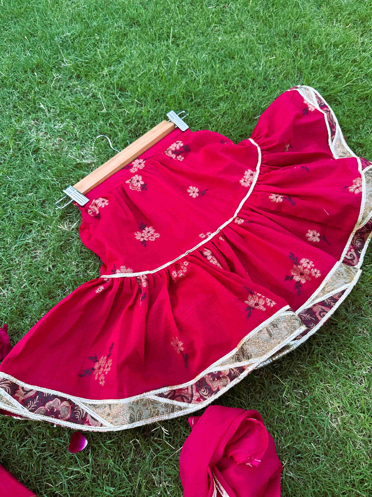 Gulabi Cholli Lehnga