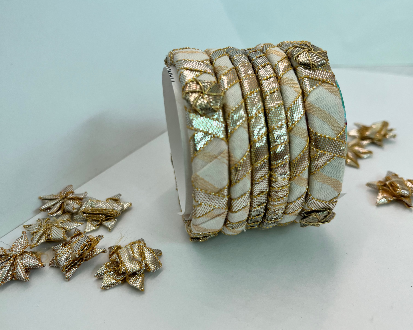 White & Gold Gotta Bangles