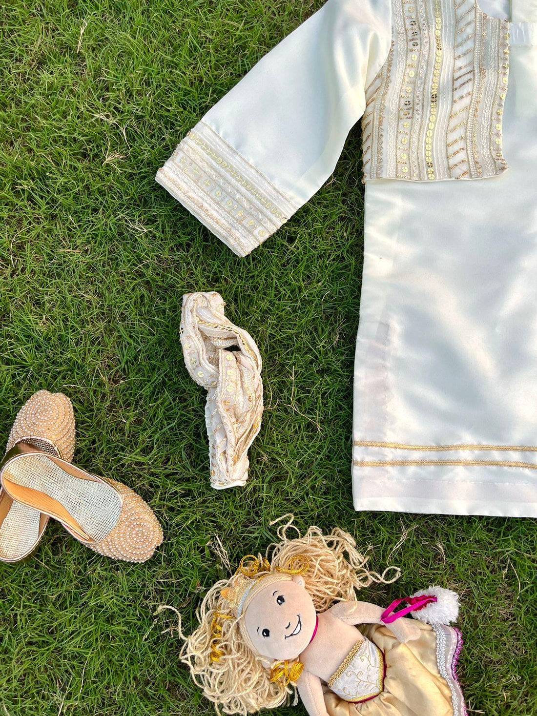 jasmine II - The Aaira's Closet
