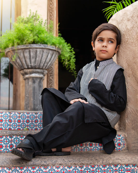 Charcoal, Designer Dress for Boys Boy cloths Price in Pakistan
Black color dress traditional festivals, weddings and outdoor gatherings in summer and winter seasons.
Fabric	Polyester, Cotton
Waistcoat	Monochromatic
Kurta	Black
Trouser	Black
Item	3pcs dress

