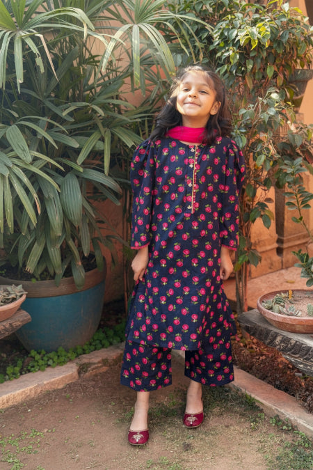 Black and Pink Shirt Sitara
