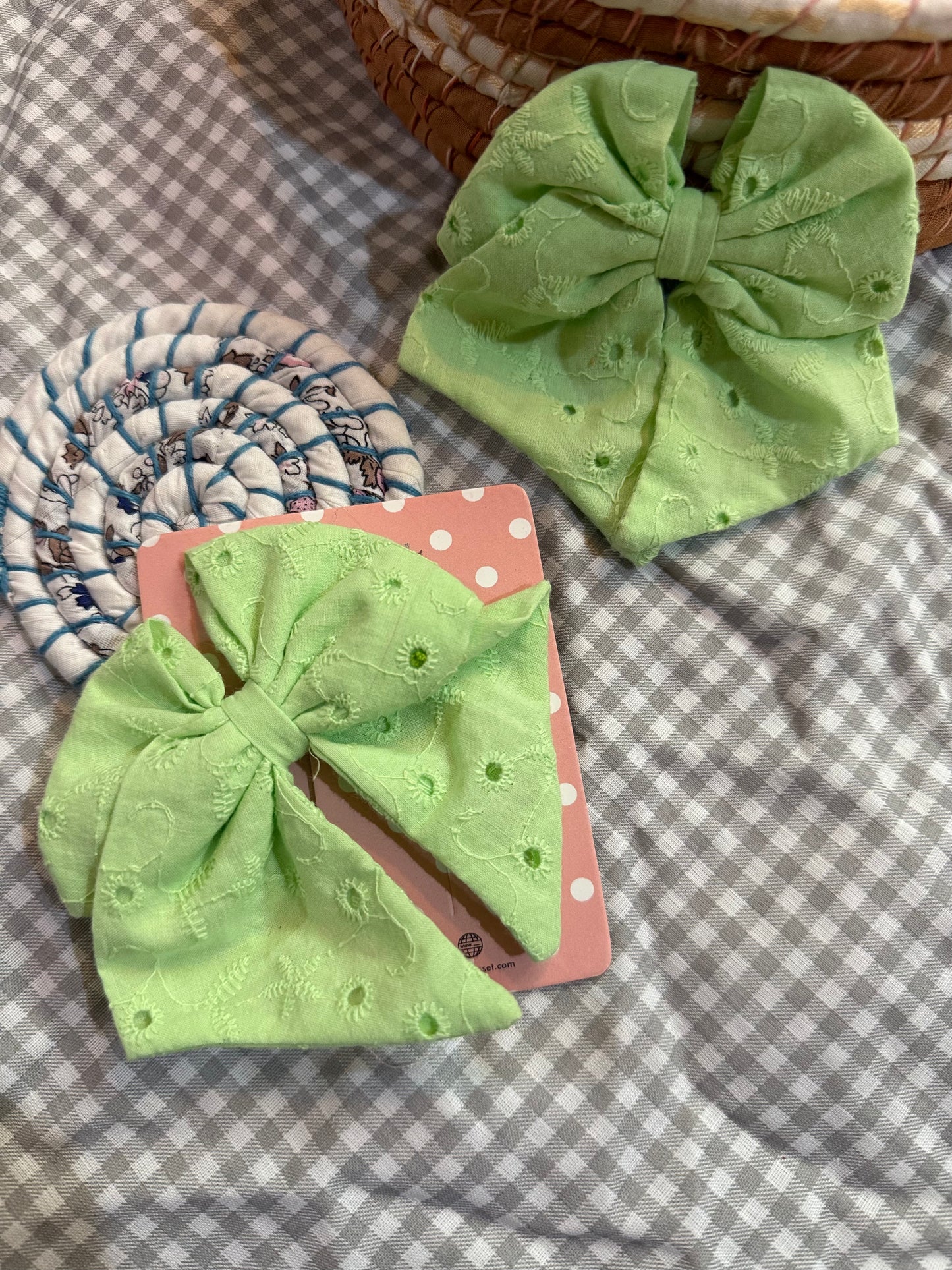 Lime Green Bow Hair Clip Set - 2 Pcs