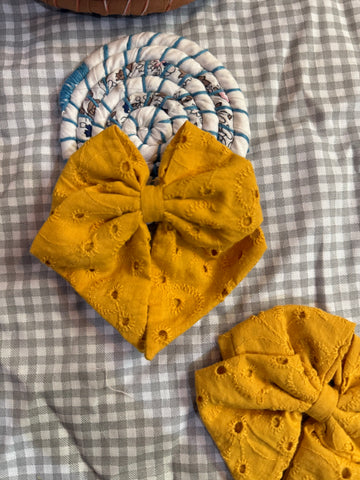 Bronze Color Bow Hair Clip Set - 2 Pcs